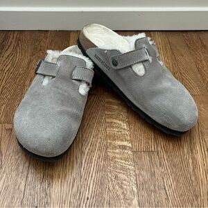 Women’s Birkenstock Boston Shearling Grey Suede Fleece-Lined Clog Mules